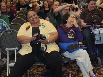 20120406minicon166carole